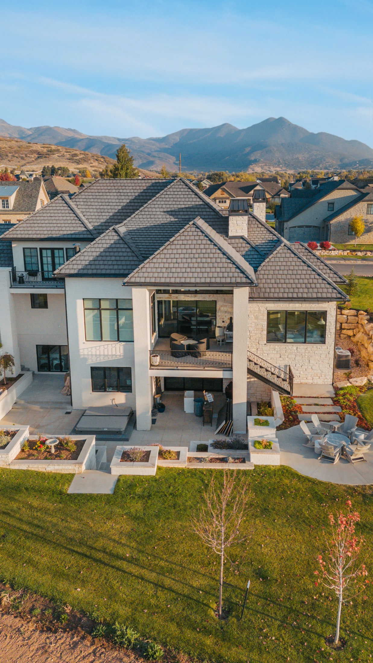 Cascade Parkway — transitional estate custom home, Midway, Utah